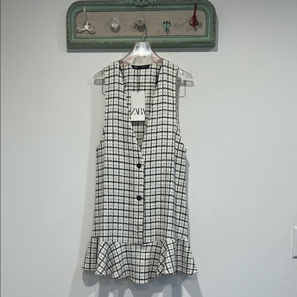 Zara Black and White Checkered pinafore mini dress Women's size medium new w tag